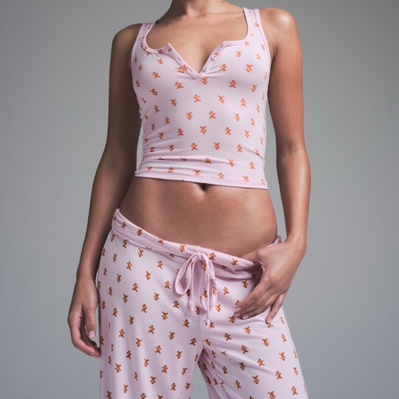 SOLD SKIMS Gingerbread Pajama Pants - Picture 4 of 4